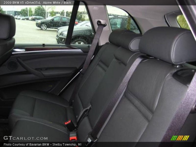 Alpine White / Black 2009 BMW X5 xDrive35d
