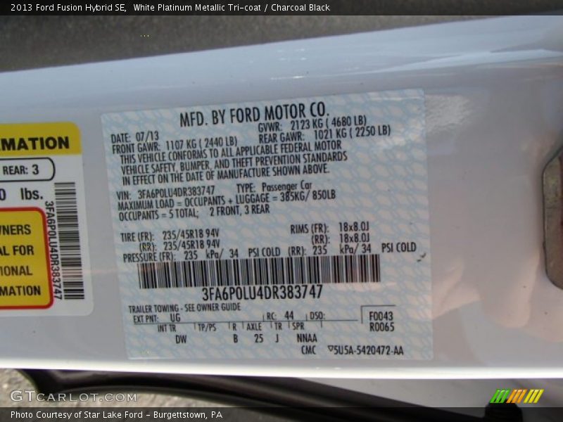 White Platinum Metallic Tri-coat / Charcoal Black 2013 Ford Fusion Hybrid SE