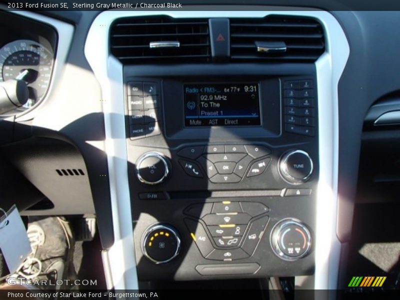 Sterling Gray Metallic / Charcoal Black 2013 Ford Fusion SE