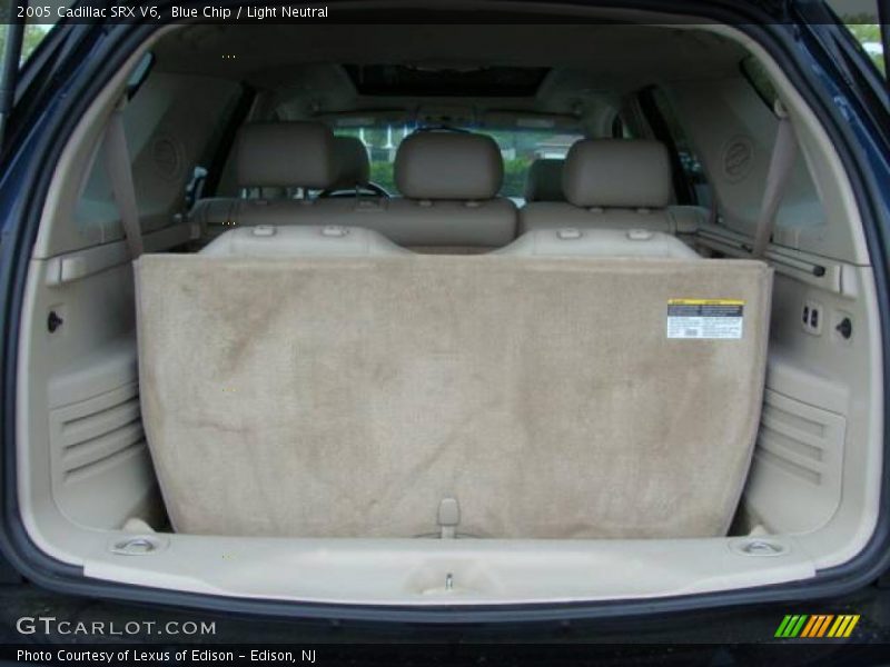 Blue Chip / Light Neutral 2005 Cadillac SRX V6