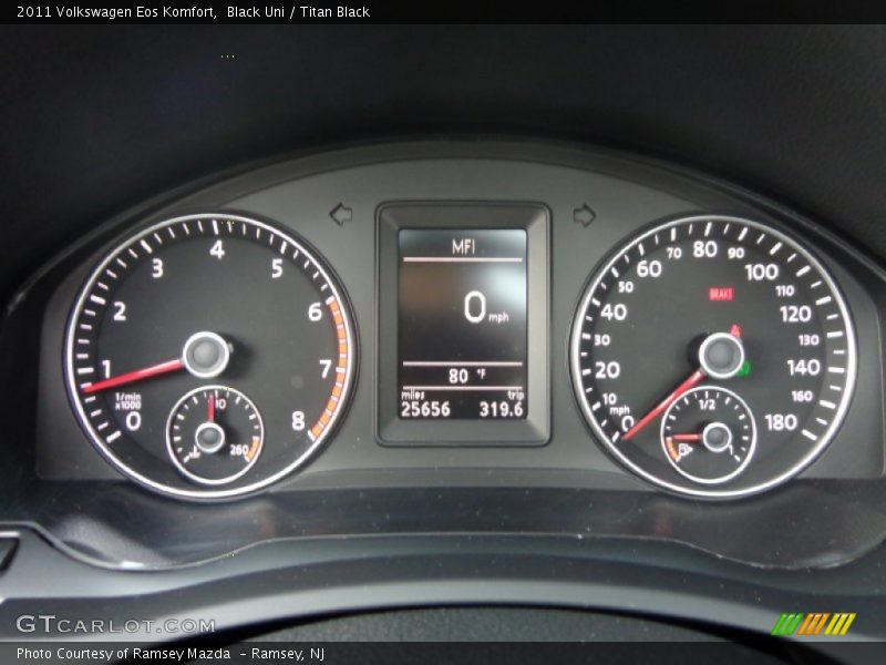 Black Uni / Titan Black 2011 Volkswagen Eos Komfort
