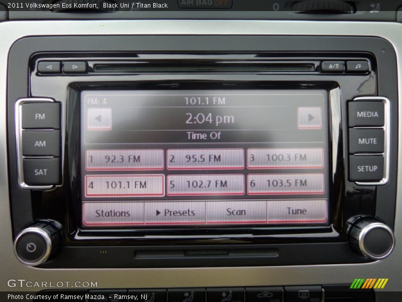 Black Uni / Titan Black 2011 Volkswagen Eos Komfort