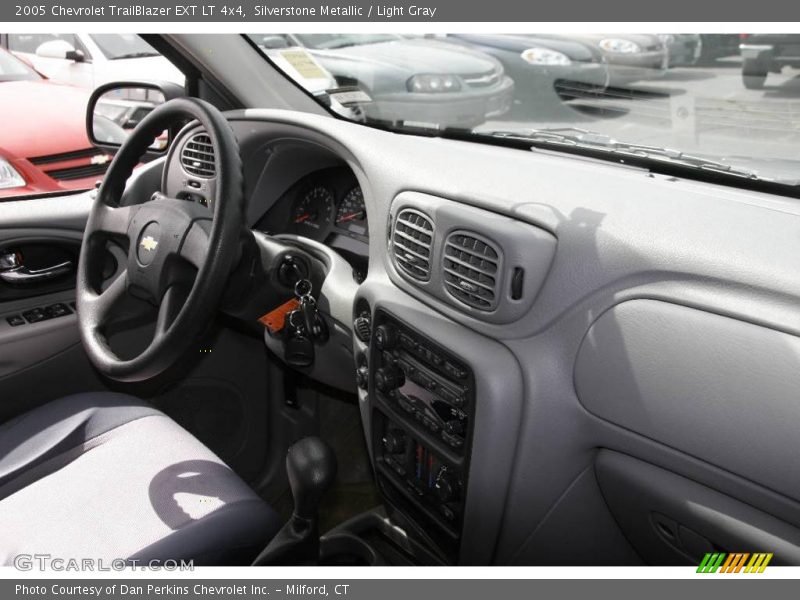 Silverstone Metallic / Light Gray 2005 Chevrolet TrailBlazer EXT LT 4x4