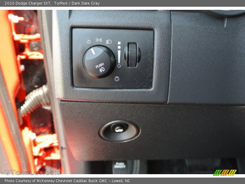 TorRed / Dark Slate Gray 2010 Dodge Charger SXT