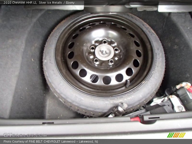 Silver Ice Metallic / Ebony 2010 Chevrolet HHR LS