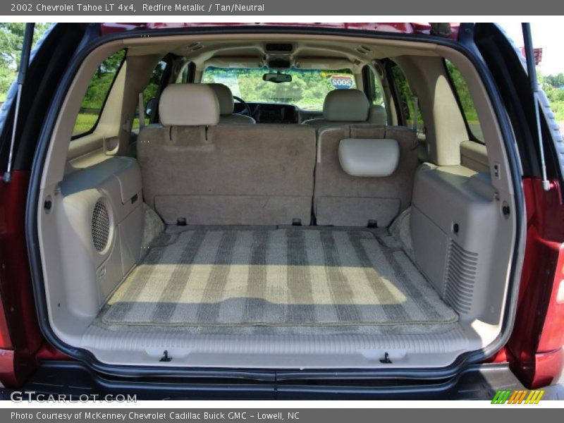 Redfire Metallic / Tan/Neutral 2002 Chevrolet Tahoe LT 4x4