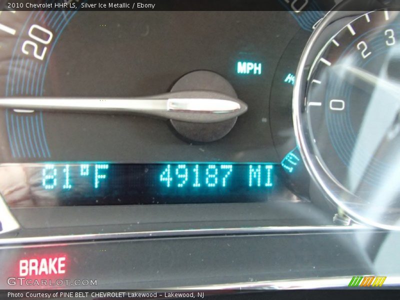 Silver Ice Metallic / Ebony 2010 Chevrolet HHR LS