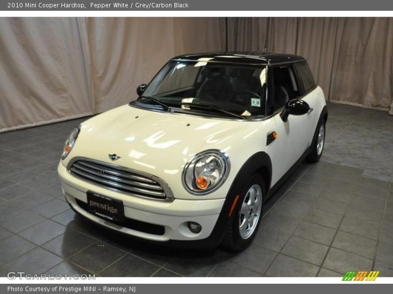 Pepper White / Grey/Carbon Black 2010 Mini Cooper Hardtop