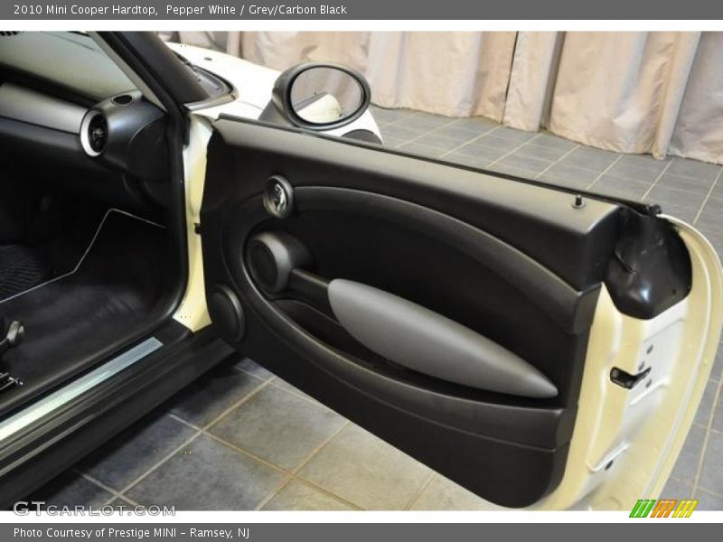 Pepper White / Grey/Carbon Black 2010 Mini Cooper Hardtop