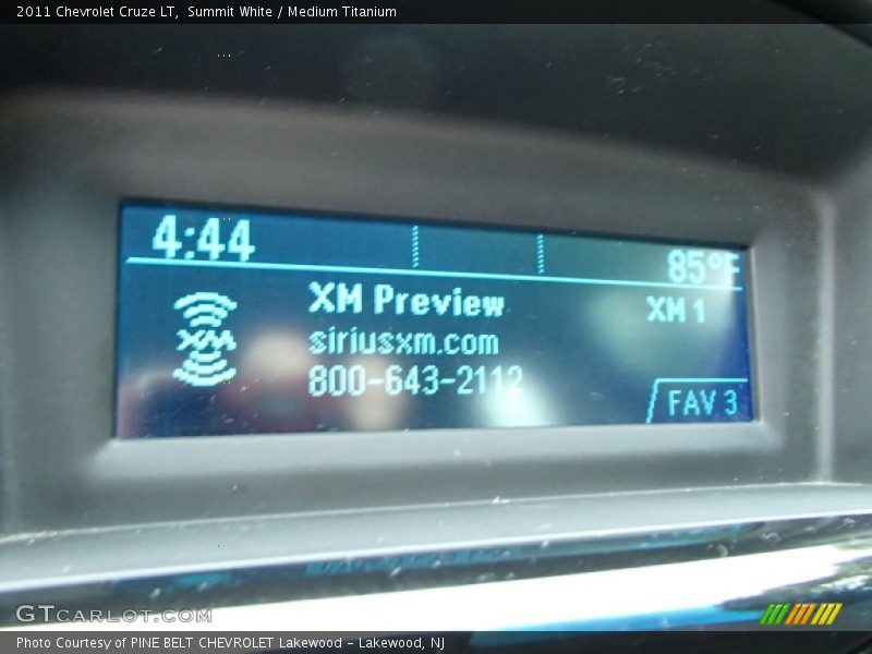 Summit White / Medium Titanium 2011 Chevrolet Cruze LT