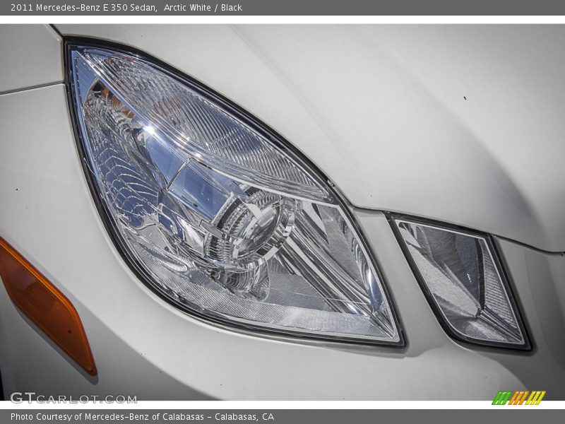 Arctic White / Black 2011 Mercedes-Benz E 350 Sedan