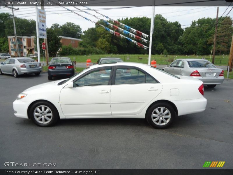 Super White / Stone 2004 Toyota Camry XLE V6