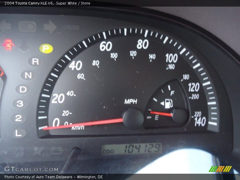 Super White / Stone 2004 Toyota Camry XLE V6