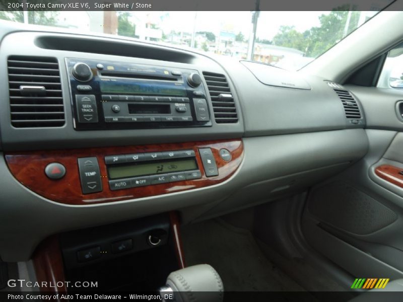 Super White / Stone 2004 Toyota Camry XLE V6