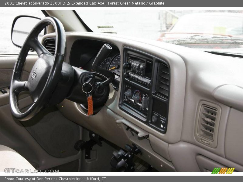 Forest Green Metallic / Graphite 2001 Chevrolet Silverado 2500HD LS Extended Cab 4x4