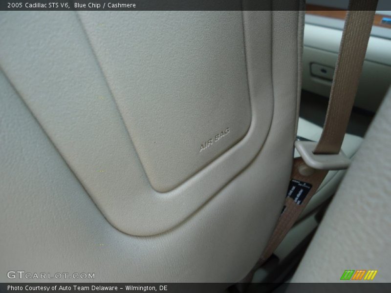 Blue Chip / Cashmere 2005 Cadillac STS V6