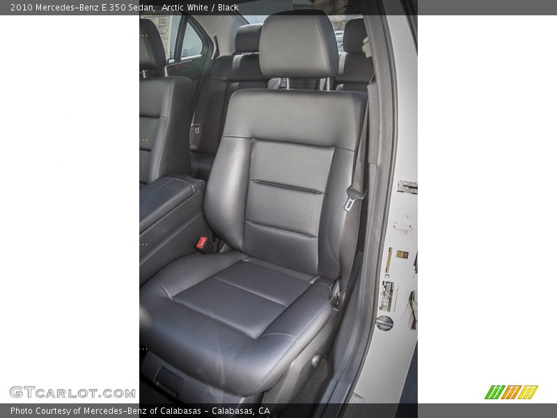 Arctic White / Black 2010 Mercedes-Benz E 350 Sedan