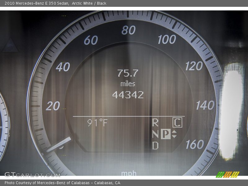 Arctic White / Black 2010 Mercedes-Benz E 350 Sedan