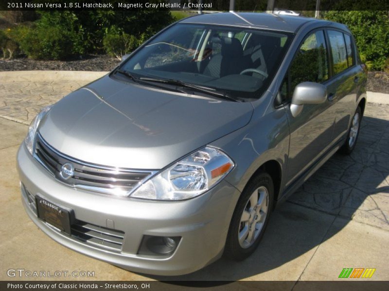 Magnetic Gray Metallic / Charcoal 2011 Nissan Versa 1.8 SL Hatchback