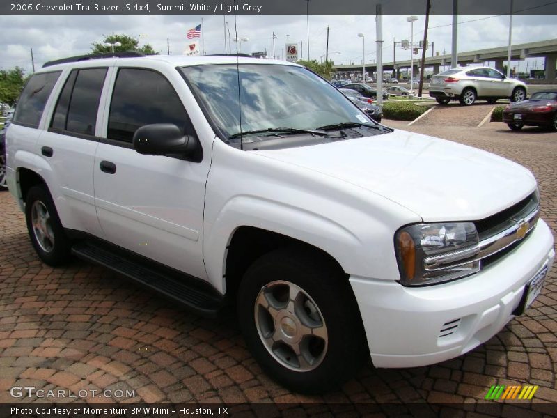 Summit White / Light Gray 2006 Chevrolet TrailBlazer LS 4x4