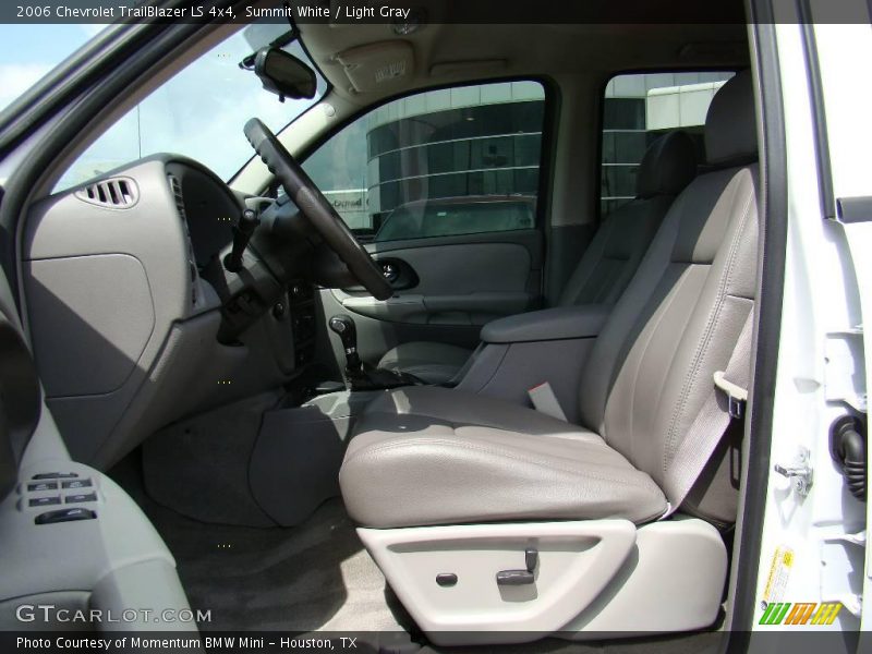 Summit White / Light Gray 2006 Chevrolet TrailBlazer LS 4x4