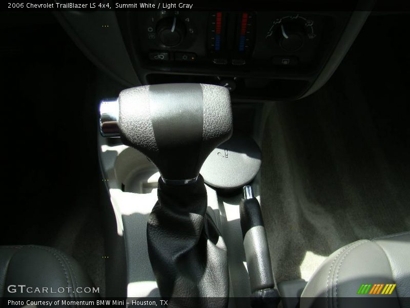 Summit White / Light Gray 2006 Chevrolet TrailBlazer LS 4x4