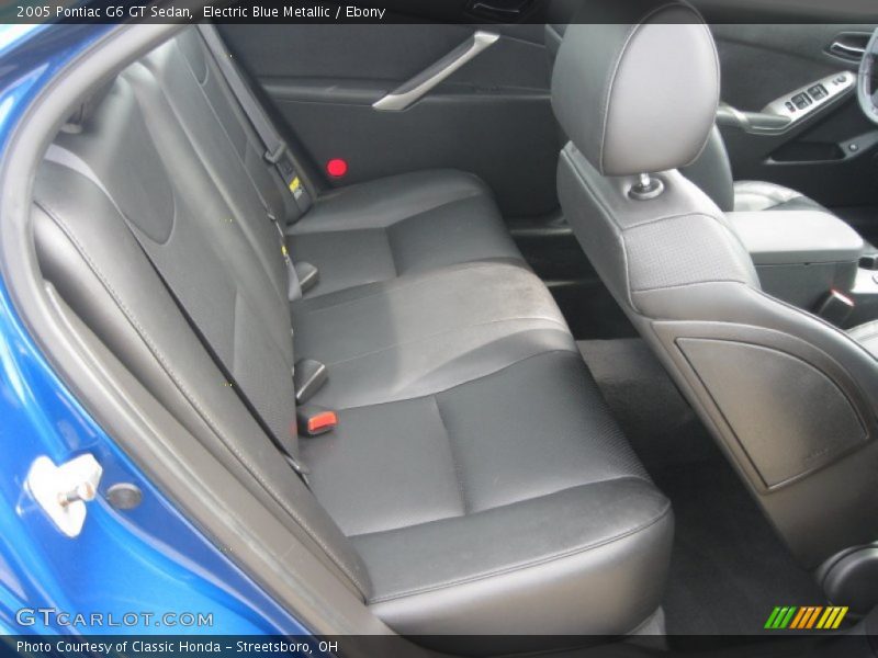 Rear Seat of 2005 G6 GT Sedan