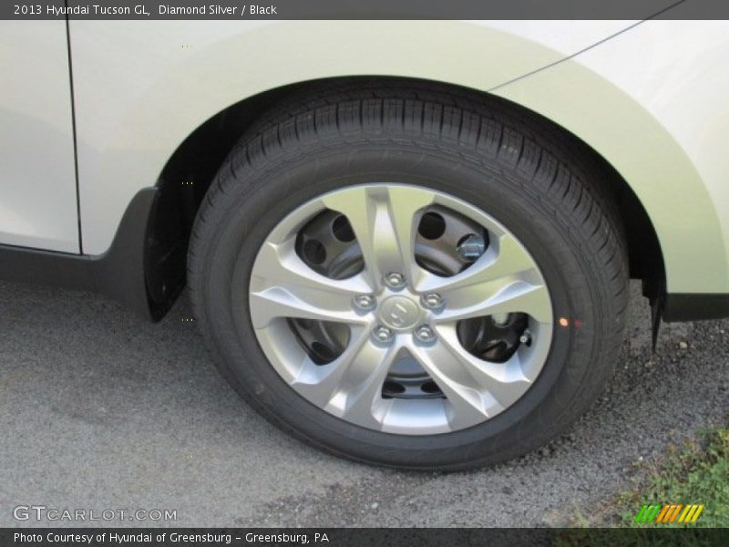 Diamond Silver / Black 2013 Hyundai Tucson GL