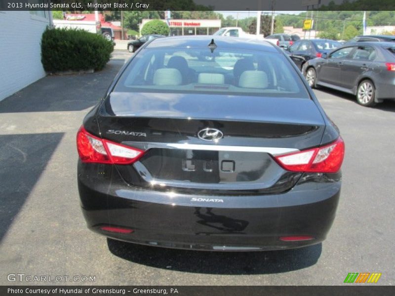 Midnight Black / Gray 2013 Hyundai Sonata GLS