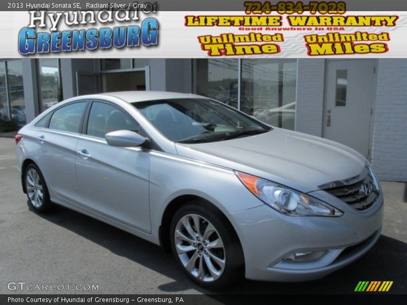 Radiant Silver / Gray 2013 Hyundai Sonata SE
