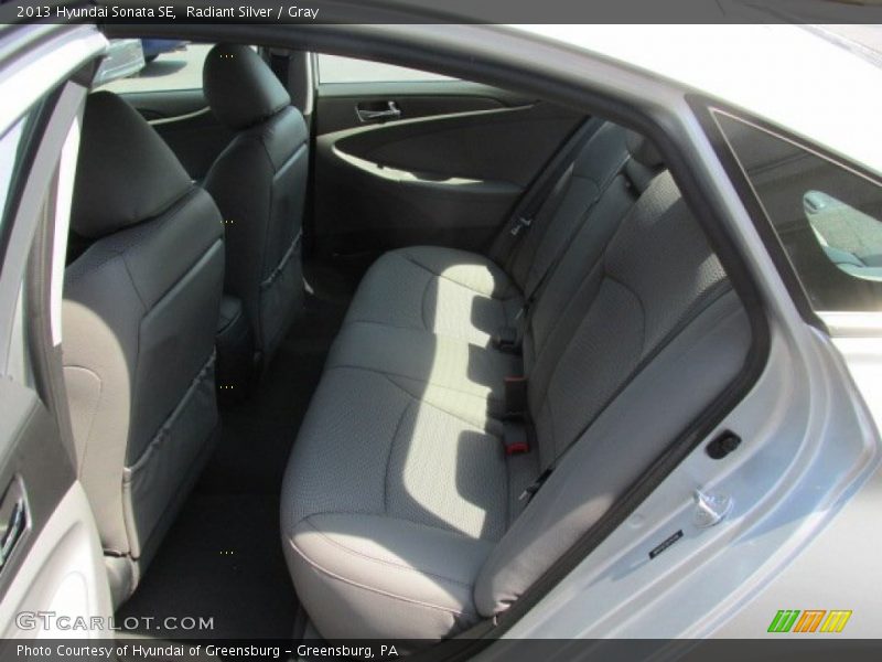 Radiant Silver / Gray 2013 Hyundai Sonata SE