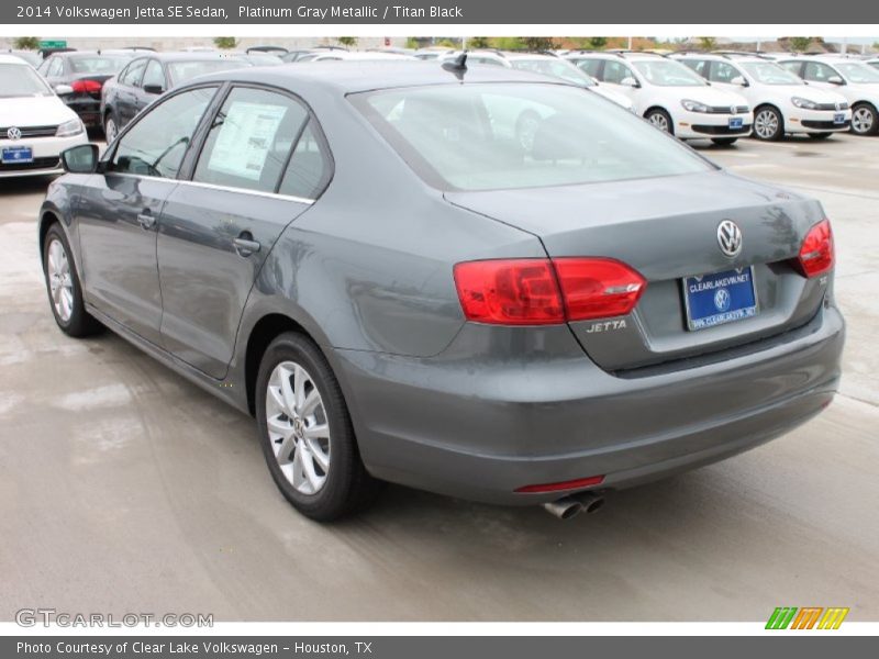 Platinum Gray Metallic / Titan Black 2014 Volkswagen Jetta SE Sedan