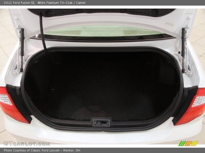 White Platinum Tri-Coat / Camel 2012 Ford Fusion SE