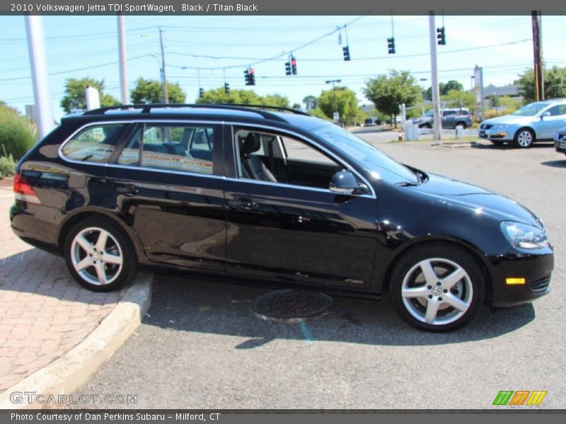 Black / Titan Black 2010 Volkswagen Jetta TDI SportWagen