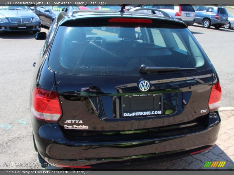 Black / Titan Black 2010 Volkswagen Jetta TDI SportWagen