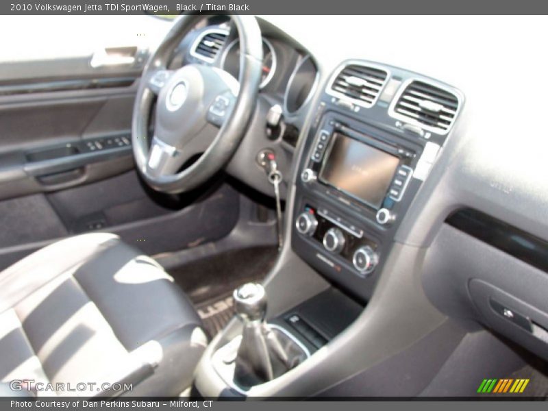 Black / Titan Black 2010 Volkswagen Jetta TDI SportWagen