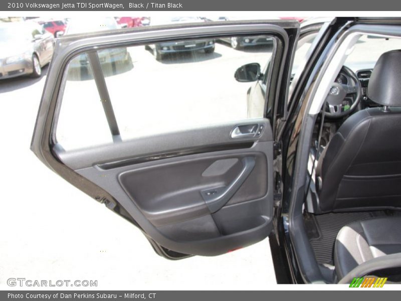 Black / Titan Black 2010 Volkswagen Jetta TDI SportWagen
