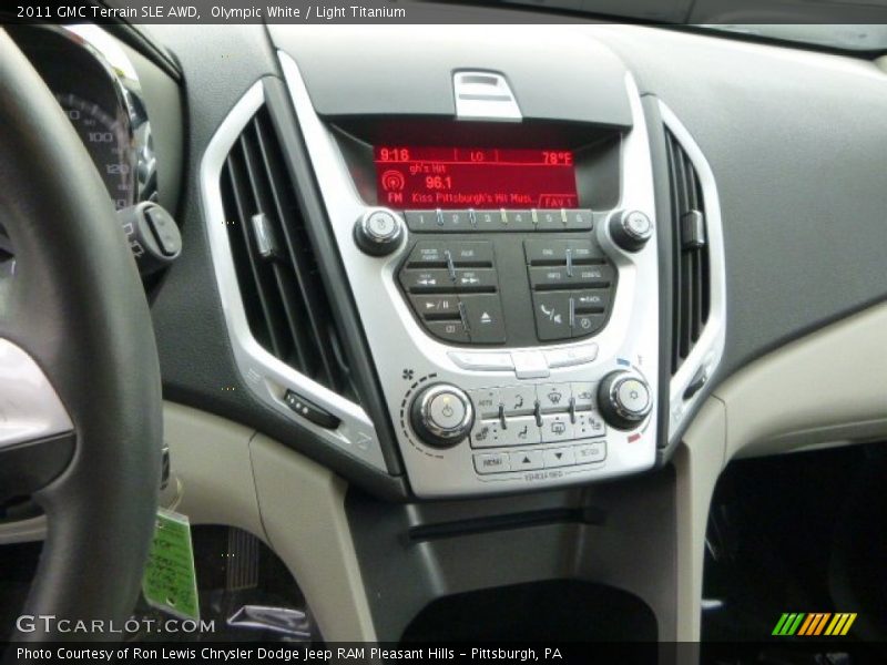 Olympic White / Light Titanium 2011 GMC Terrain SLE AWD