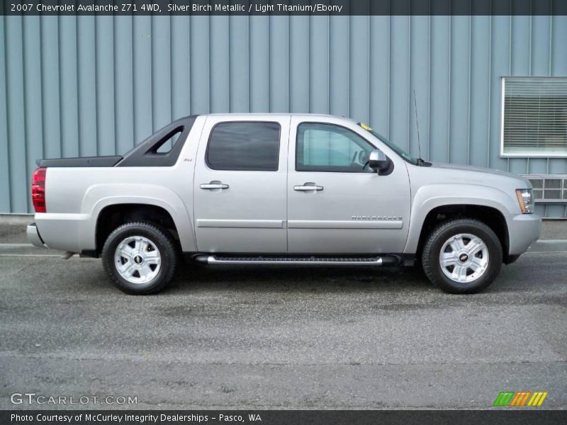 Silver Birch Metallic / Light Titanium/Ebony 2007 Chevrolet Avalanche Z71 4WD