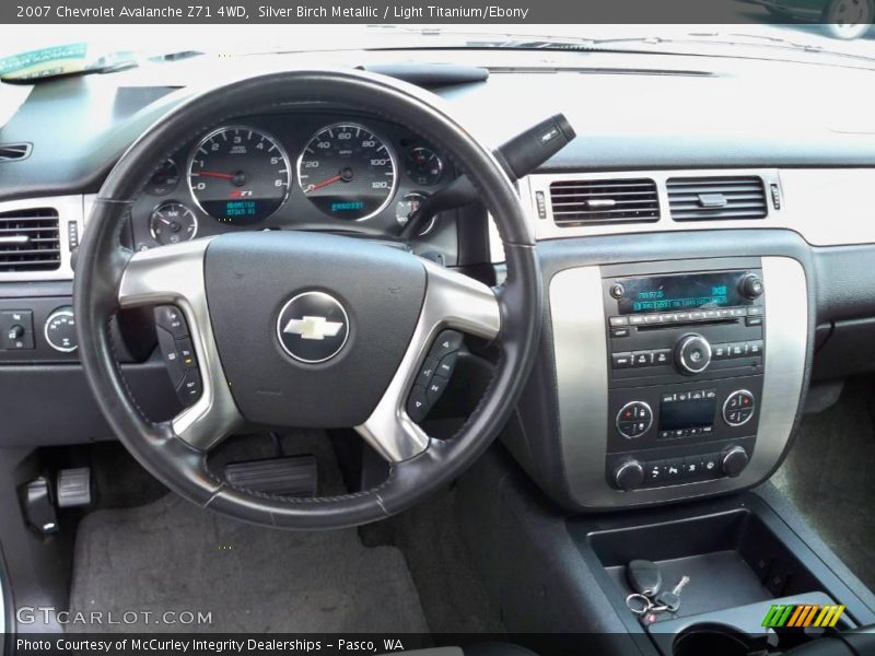 Silver Birch Metallic / Light Titanium/Ebony 2007 Chevrolet Avalanche Z71 4WD