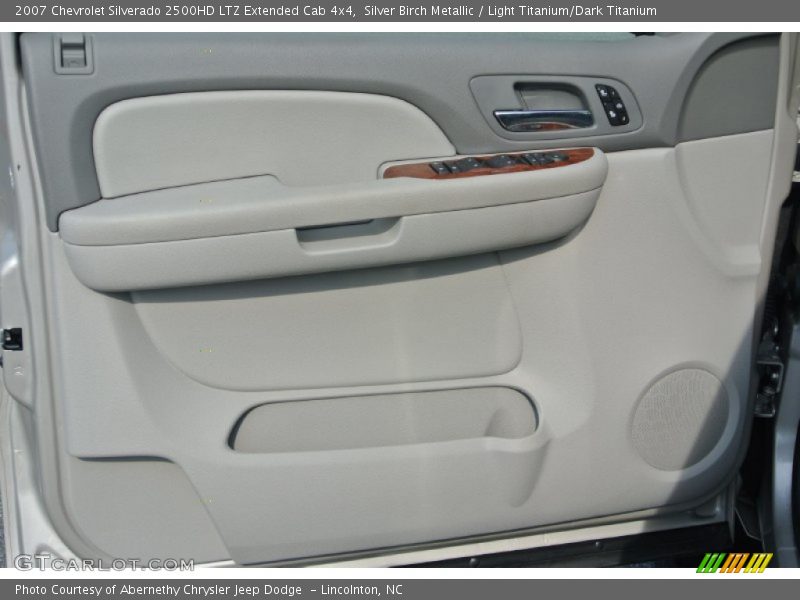 Silver Birch Metallic / Light Titanium/Dark Titanium 2007 Chevrolet Silverado 2500HD LTZ Extended Cab 4x4