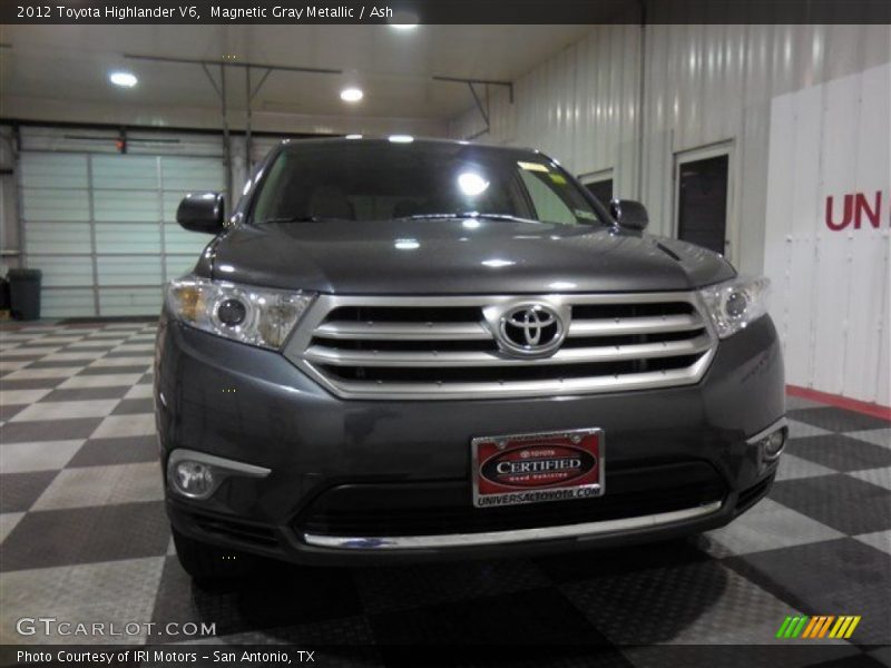 Magnetic Gray Metallic / Ash 2012 Toyota Highlander V6
