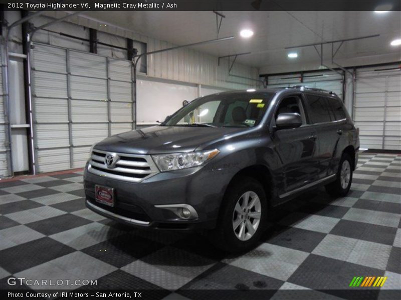 Magnetic Gray Metallic / Ash 2012 Toyota Highlander V6