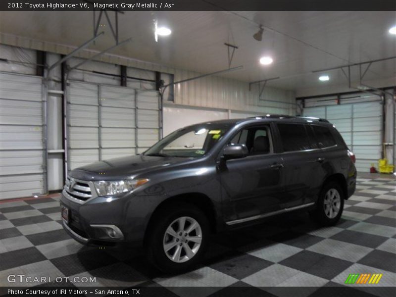 Magnetic Gray Metallic / Ash 2012 Toyota Highlander V6