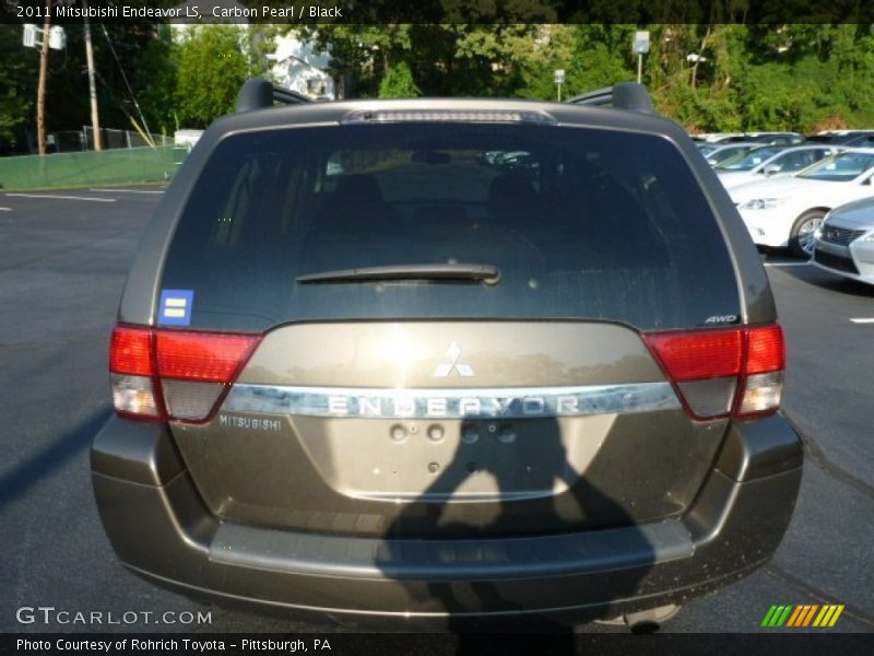 Carbon Pearl / Black 2011 Mitsubishi Endeavor LS