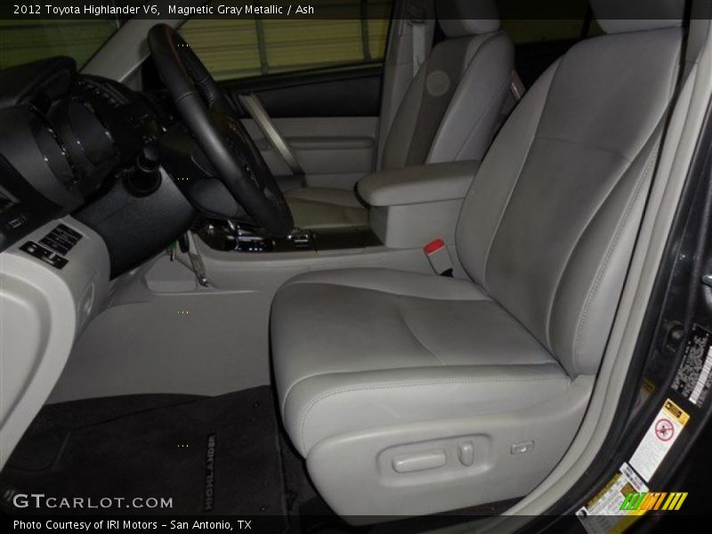Magnetic Gray Metallic / Ash 2012 Toyota Highlander V6