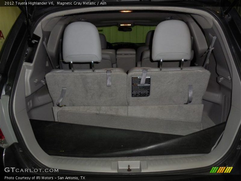 Magnetic Gray Metallic / Ash 2012 Toyota Highlander V6