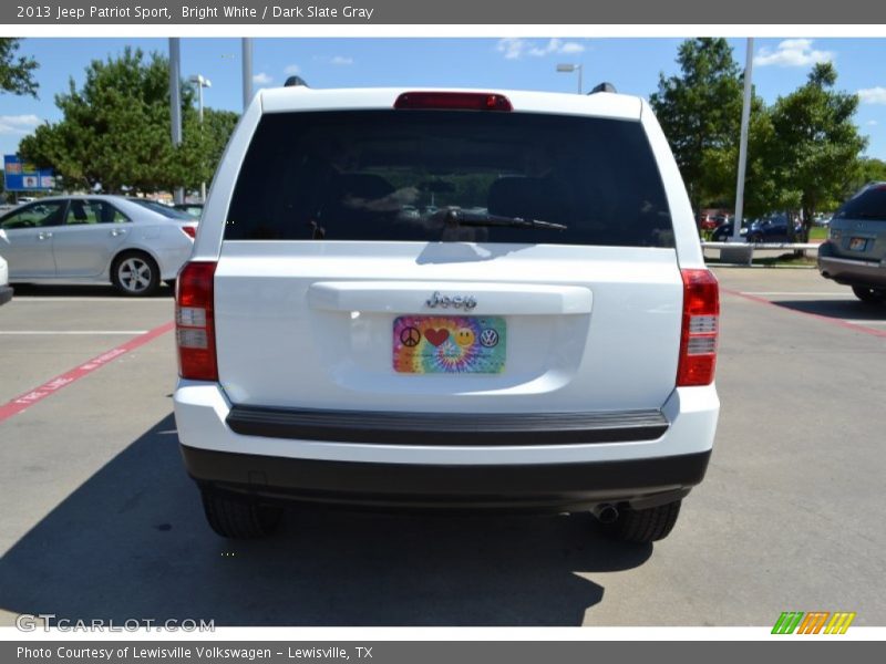 Bright White / Dark Slate Gray 2013 Jeep Patriot Sport