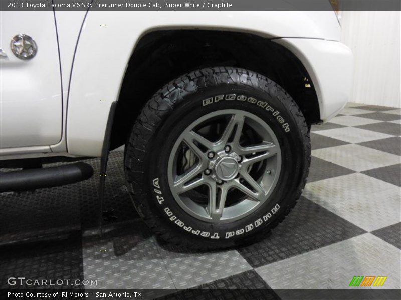 Super White / Graphite 2013 Toyota Tacoma V6 SR5 Prerunner Double Cab