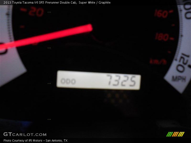 Super White / Graphite 2013 Toyota Tacoma V6 SR5 Prerunner Double Cab